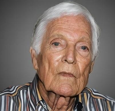 Richard Chamberlain w późniejszych latach życia, malujący lub kontemplujący na Hawajach, ukazujący jego spokojne życie z dala od Hollywood.